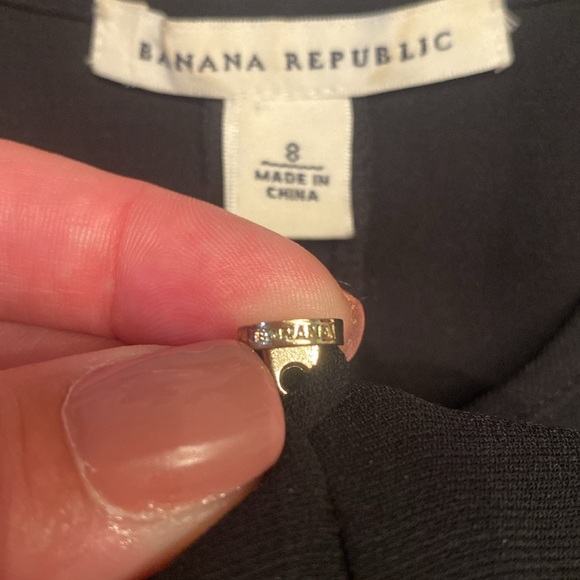 Banana Republic Keyhole Top Size Medium Black - Picture 10 of 13